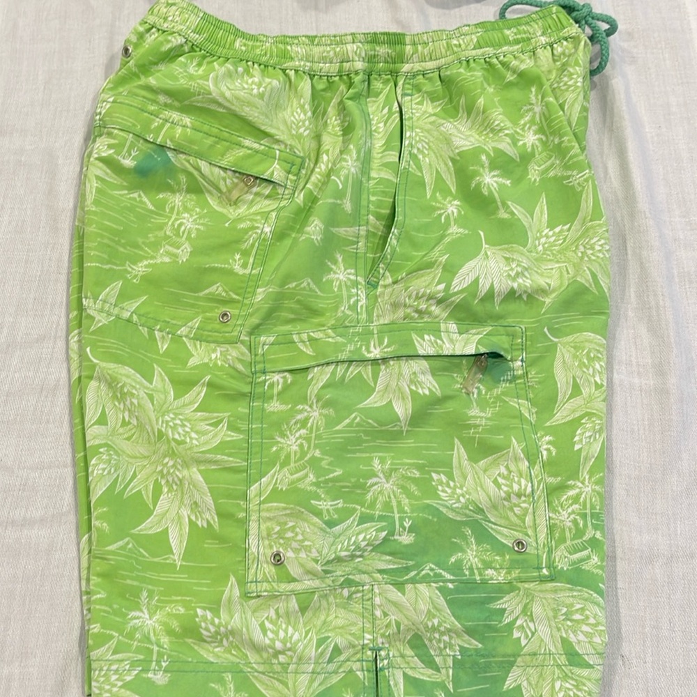 7101 Tori Richard Waikiki Swim Trunks‎ Shorts Zipper Lined Hawaiian.  SZ Large
